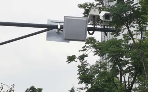 RFID超高頻讀寫器UR5608應(yīng)用于車輛管理